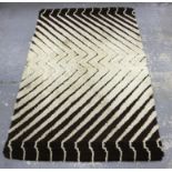 Zebra design rug, 202 x 139cm