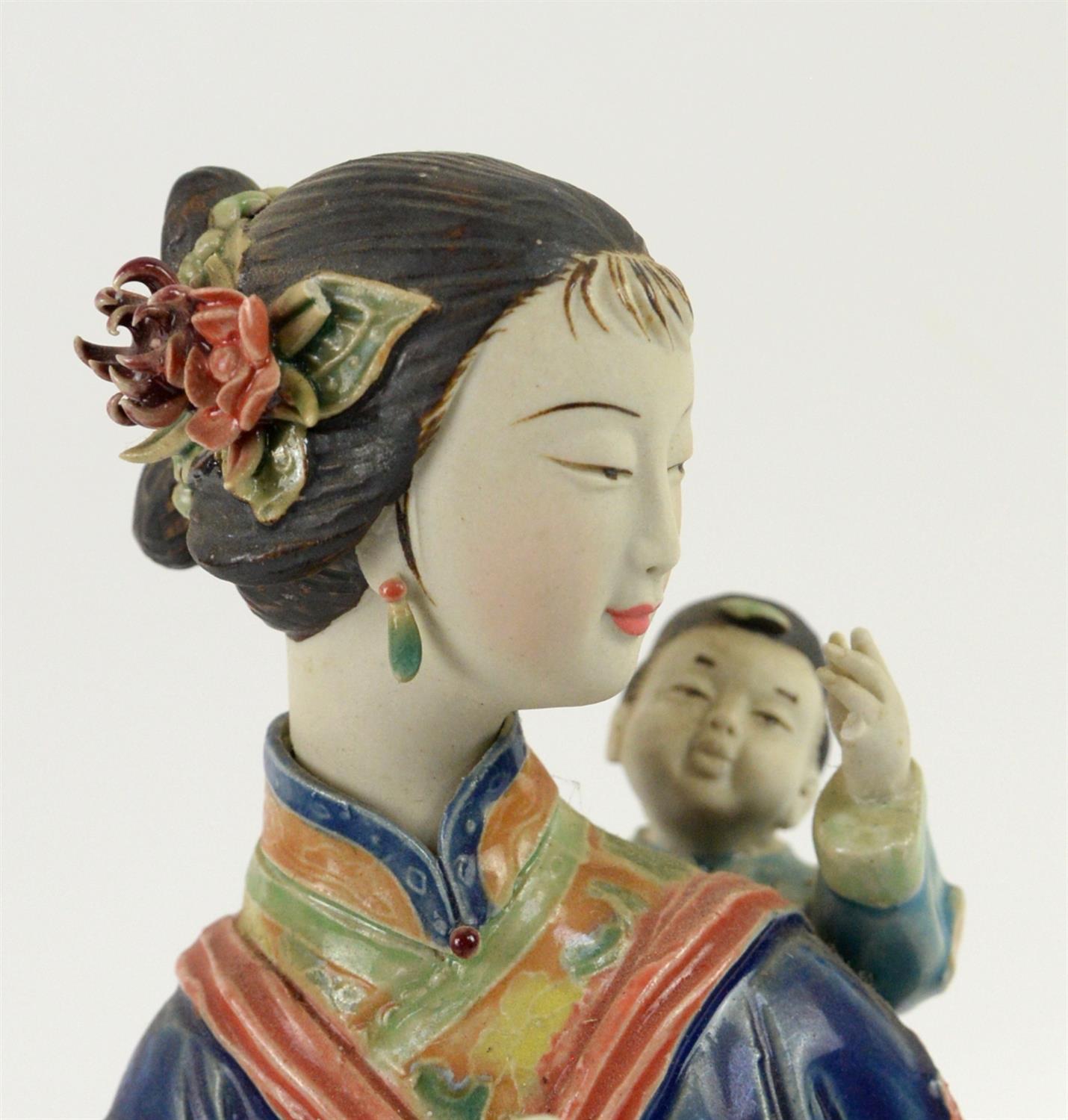 Polychrome ceramic Manchu/Chinese girl and child, signed to interior - Image 4 of 14