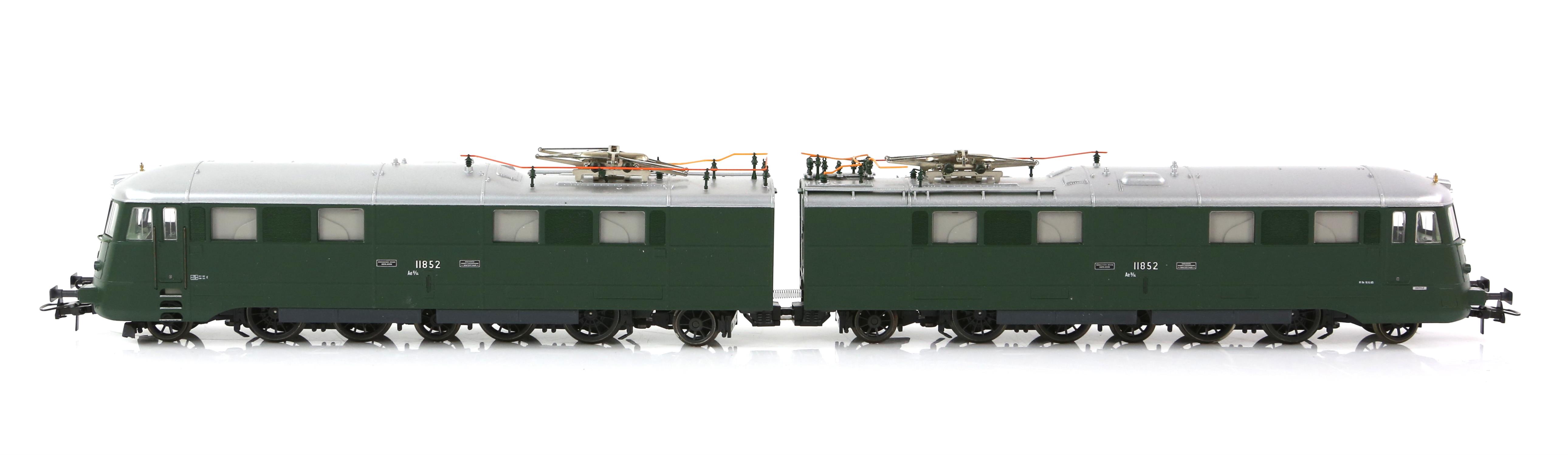 Roco H0/00 gauge 43770 SBB Ae8/14 11852 double electric locomotive, boxed, - Image 7 of 8