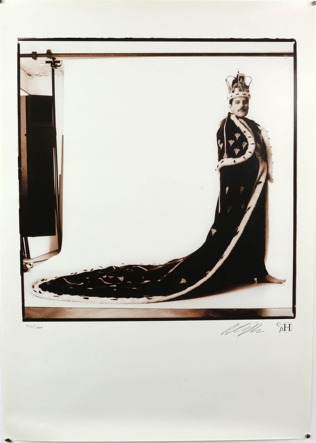 Queen - A2 Limited edition signed print of Freddie Mercury in his royal robes by photographer Peter - Image 4 of 6