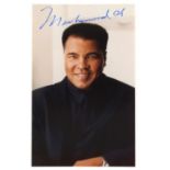 Muhammad Ali – A signed promotional 6 x 4 inch colour photo postcard of the legendary world