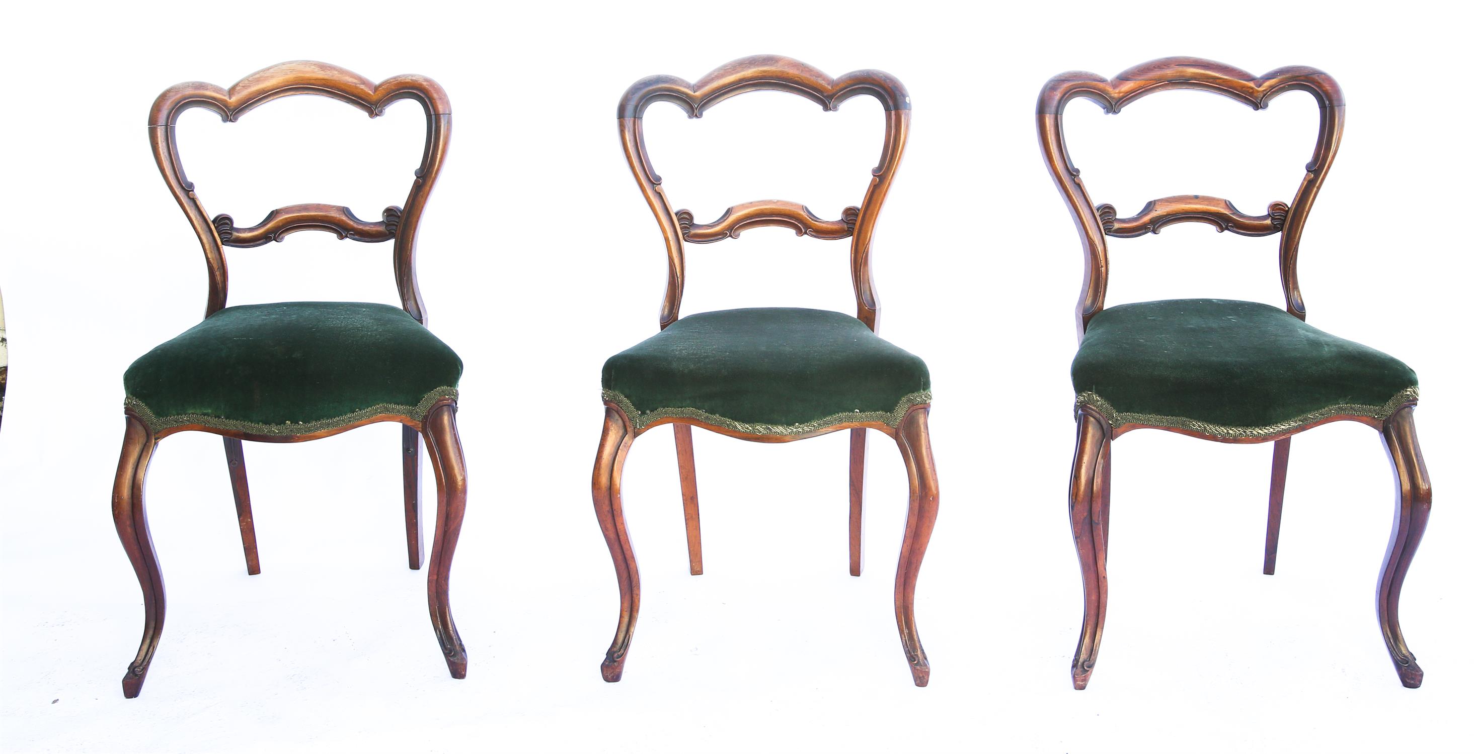 Set of six Victorian rosewood dining chairs, with pierced and shaped backrests, on cabriole legs (6) - Image 2 of 3