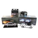 James Bond - The World Is Not Enough BMW Die cast model of Z8, 1:18, Edition 1999 BMW Z8 1:43,