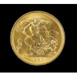 Elizabeth II gold sovereign 1967