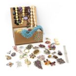Box of costume Jewellery to include chunky jasper bracelet, heat-treated amber bracelet and bone
