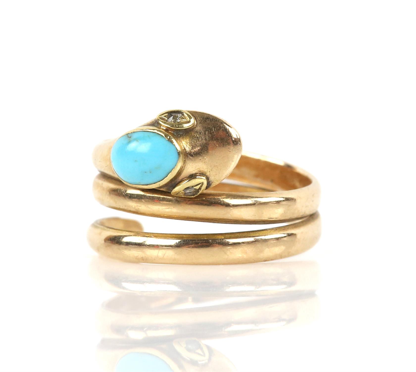 Turquoise snake ring, designed as a coiled snake with a cabochon cut turquoise set to the head and - Image 2 of 13