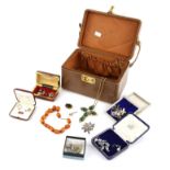 Jewellery box containing costume jewellery, including silver Chinese character brooches,