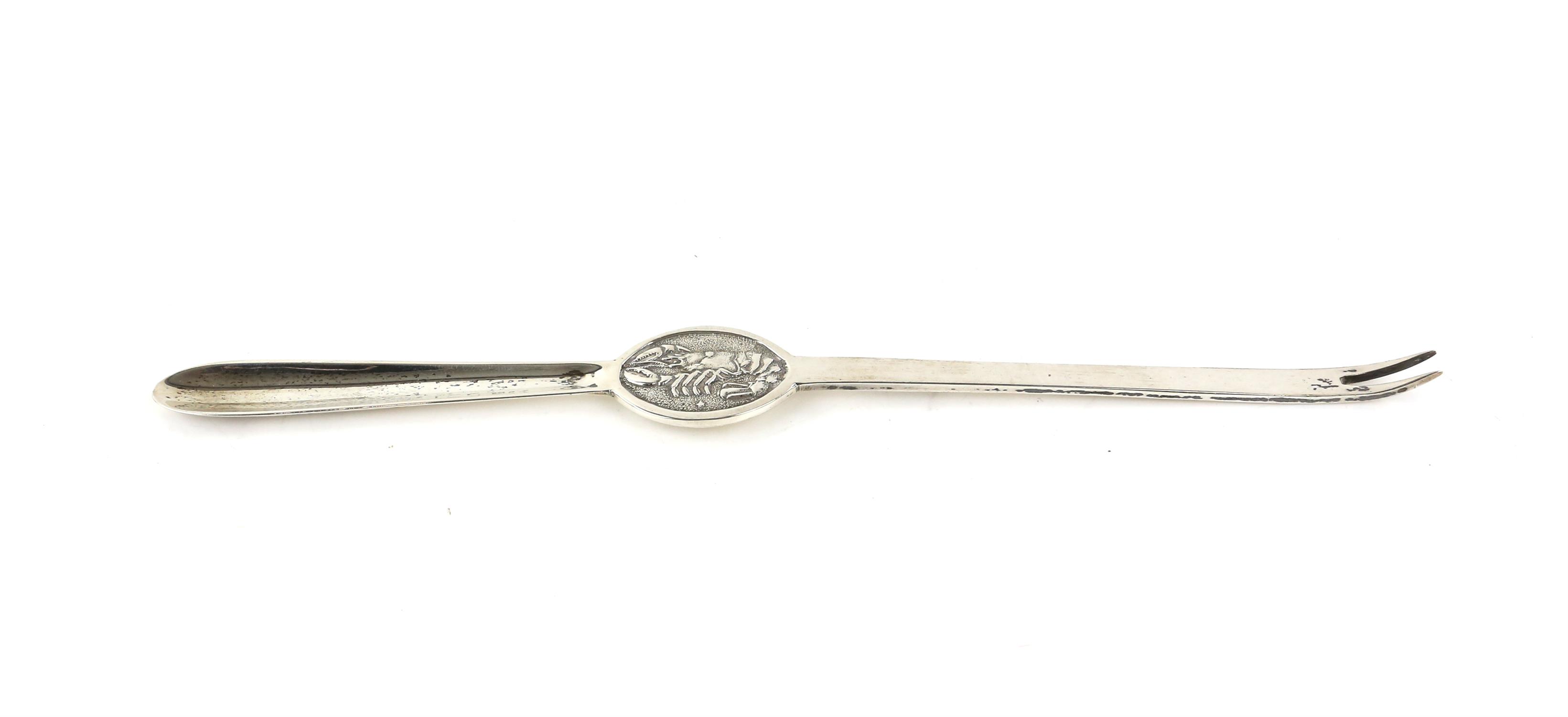 George III silver marrow scoop of typical form London 1766, by John Munn and a silver lobster pick - Image 4 of 5