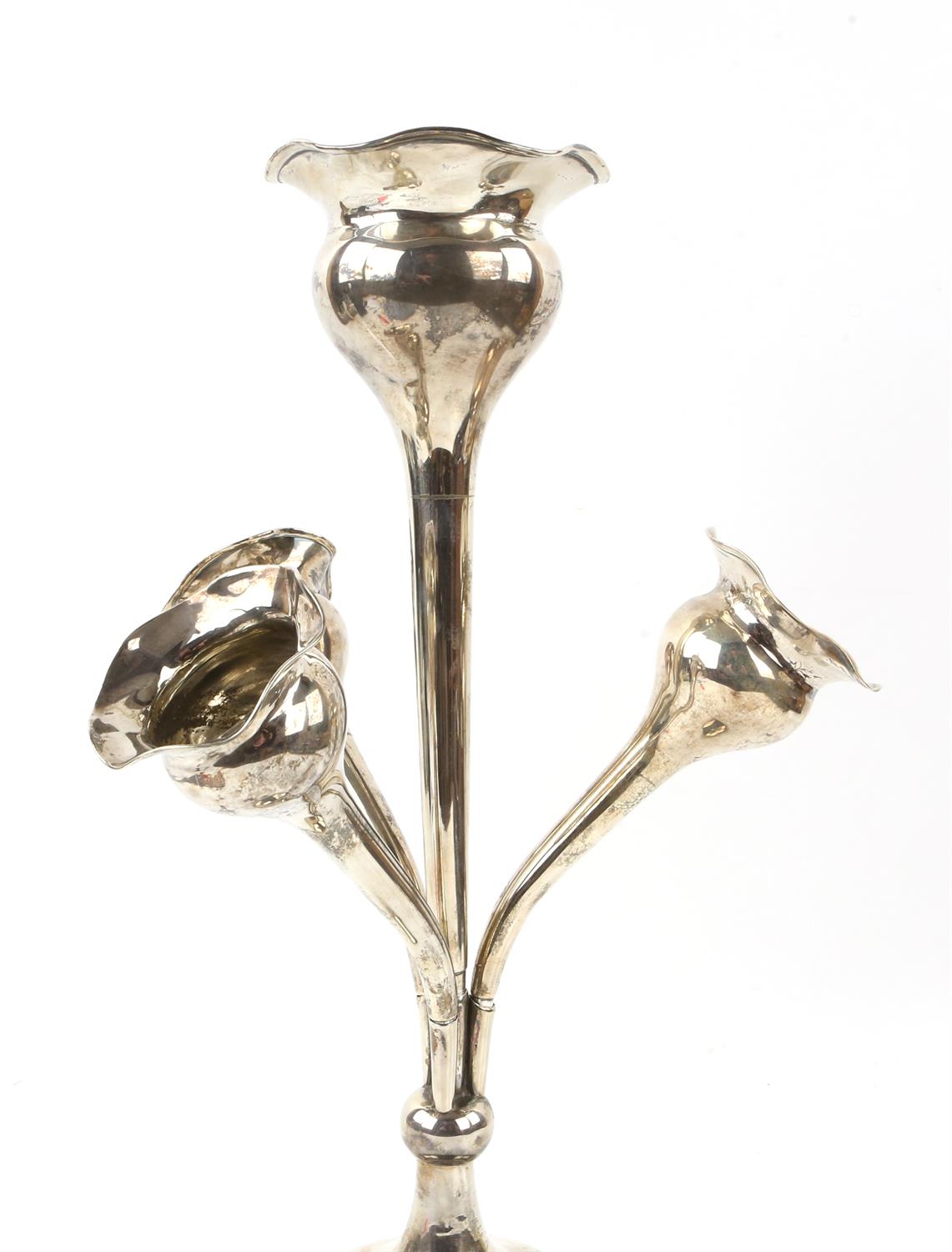 Silver epergne with four tulip shaped vases, Birmingham 1921, makers mark rubbed, 7.4oz 224gm, - Image 2 of 3