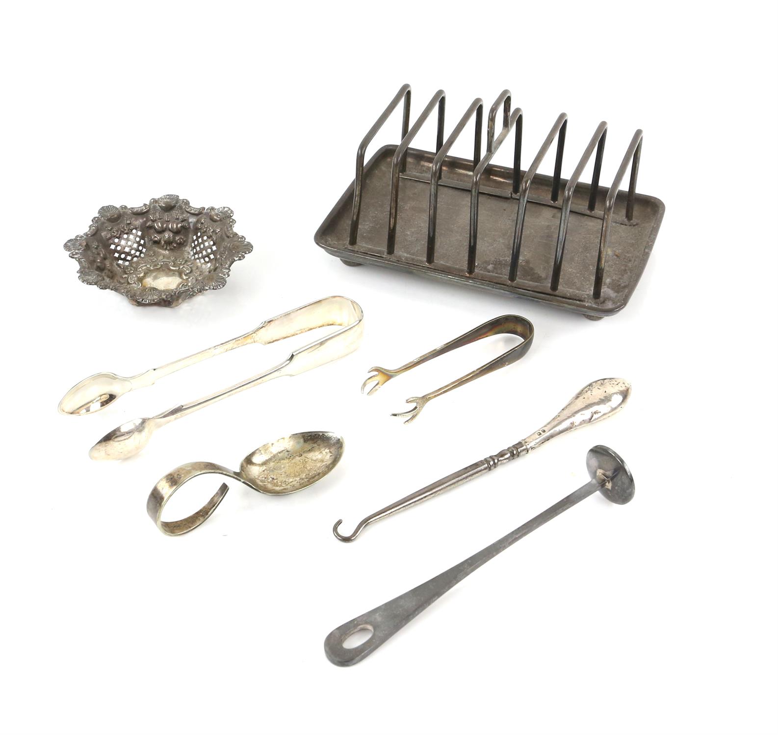 Silver plated wares to include a galleried tray, entree dish and cover, toast rack and other items, - Image 3 of 5