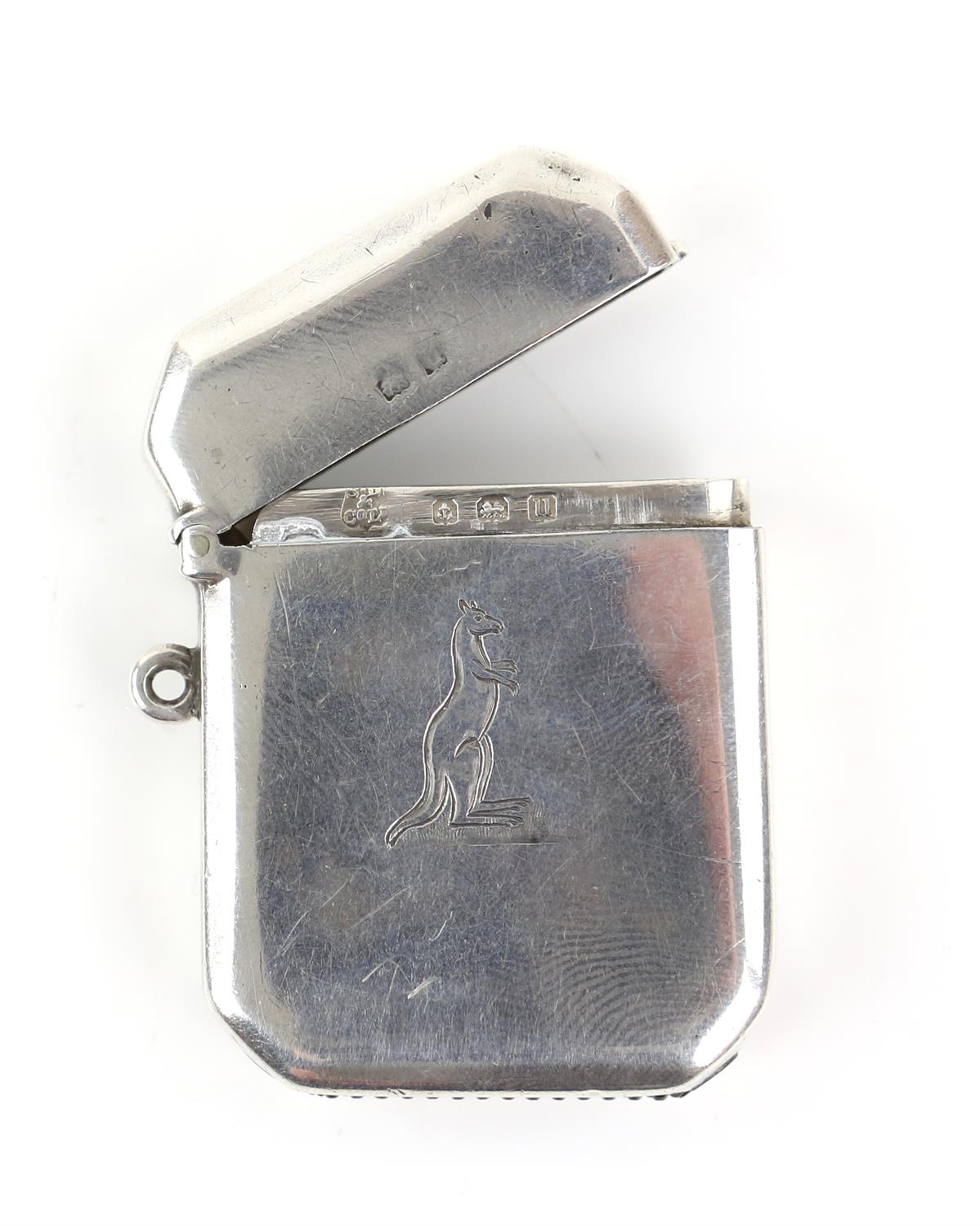 Silver octagonal form vesta case with bright cut image of a Kangaroo by Stewart Dawson and Co Ltd, - Image 3 of 3