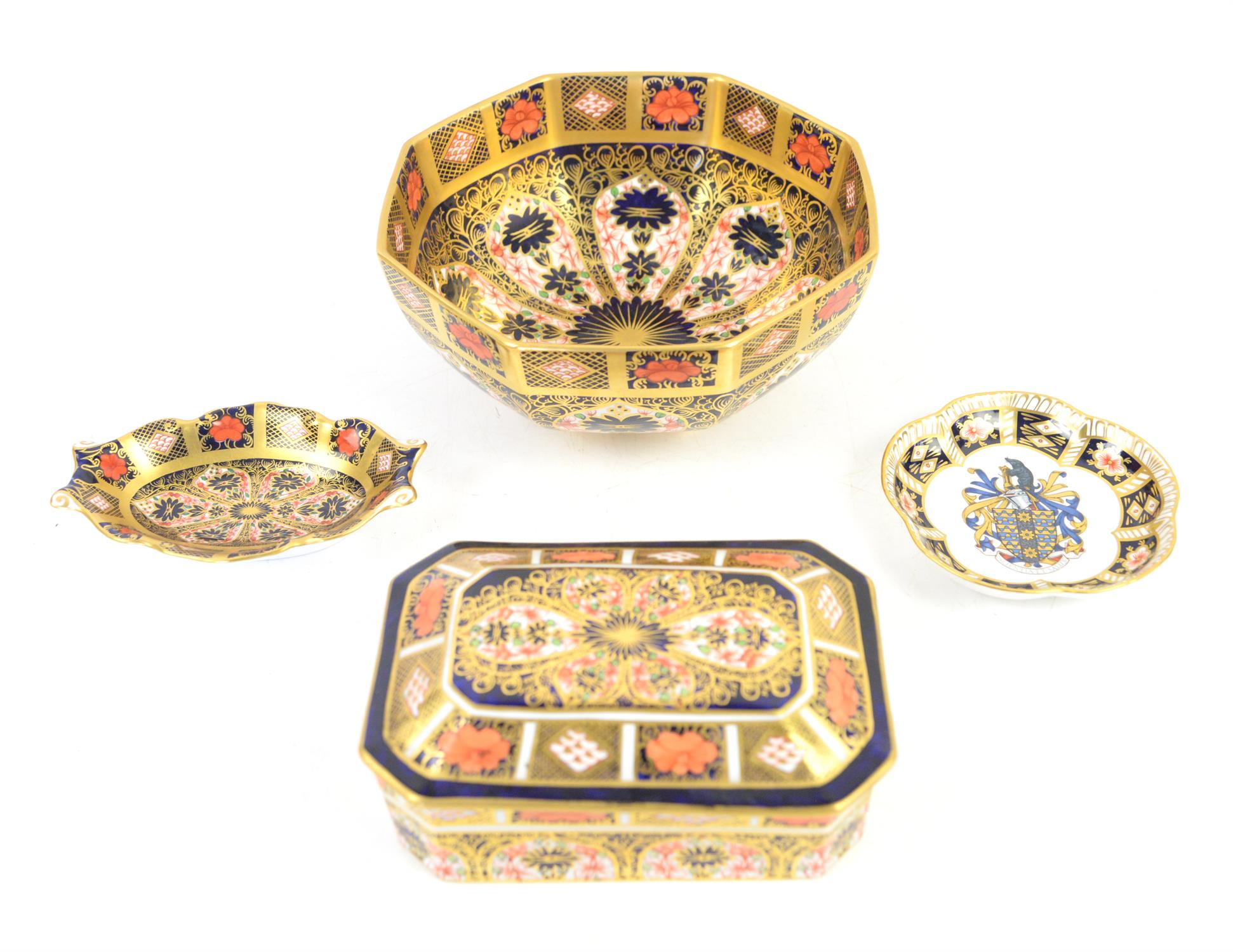 Royal Crown Derby Imari pattern octagonal bowl, 19.5cm diam, an octagonal box and cover pattern