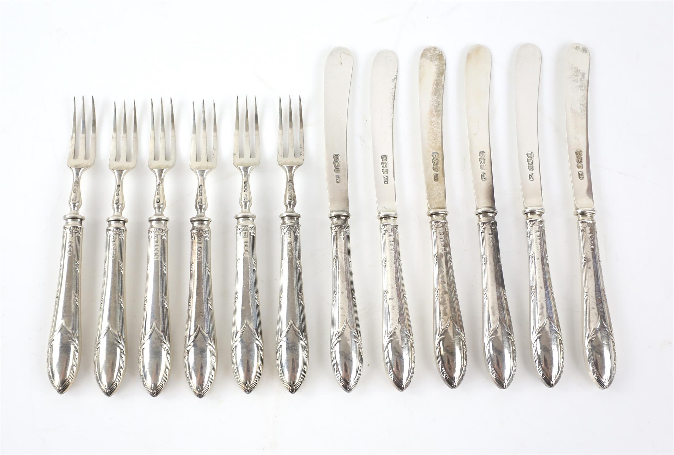 Set of six tea knives and forks with filled handles, Sheffield 1922, sifter spoon and various tea