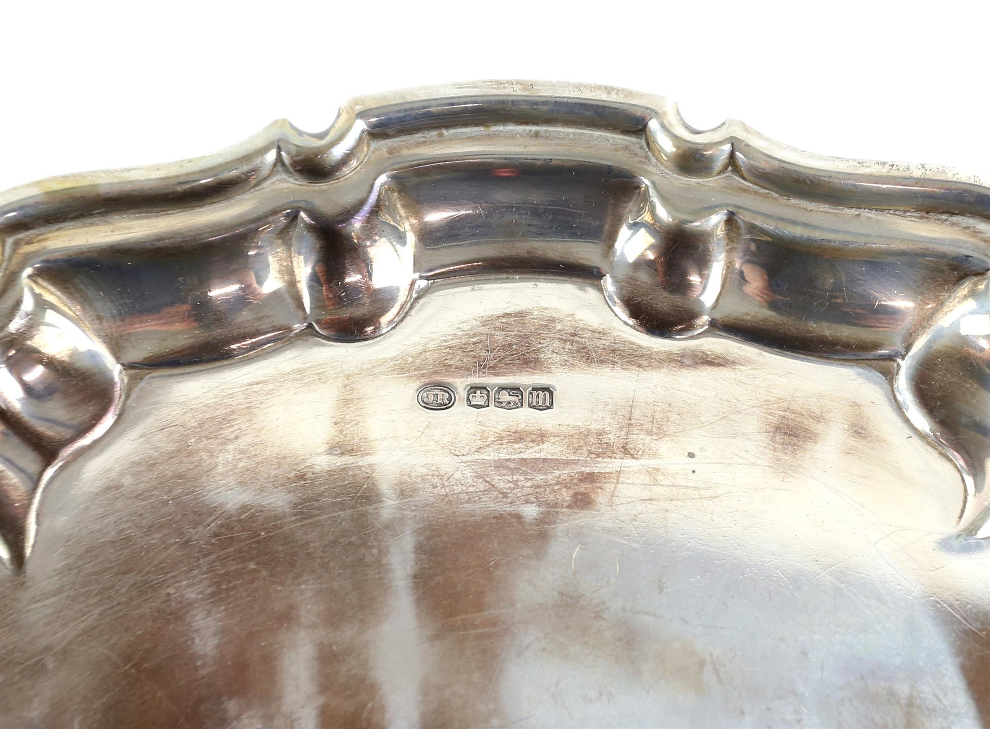 George V silver salver with shaped border on scroll feet, by John Round & Son, Sheffield 1929, - Image 3 of 7