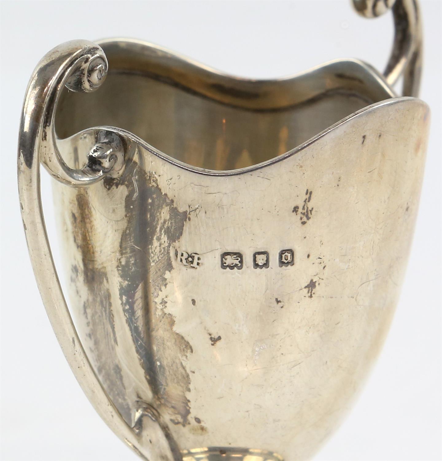 Silver Quaich by Robert Pringle & Sons, London 1932, with inscription, three small presentation - Image 6 of 19