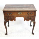 18th/19th century oak lowboy with three drawers on carved cabriole legs,h70 x w77 x d44.5cm,