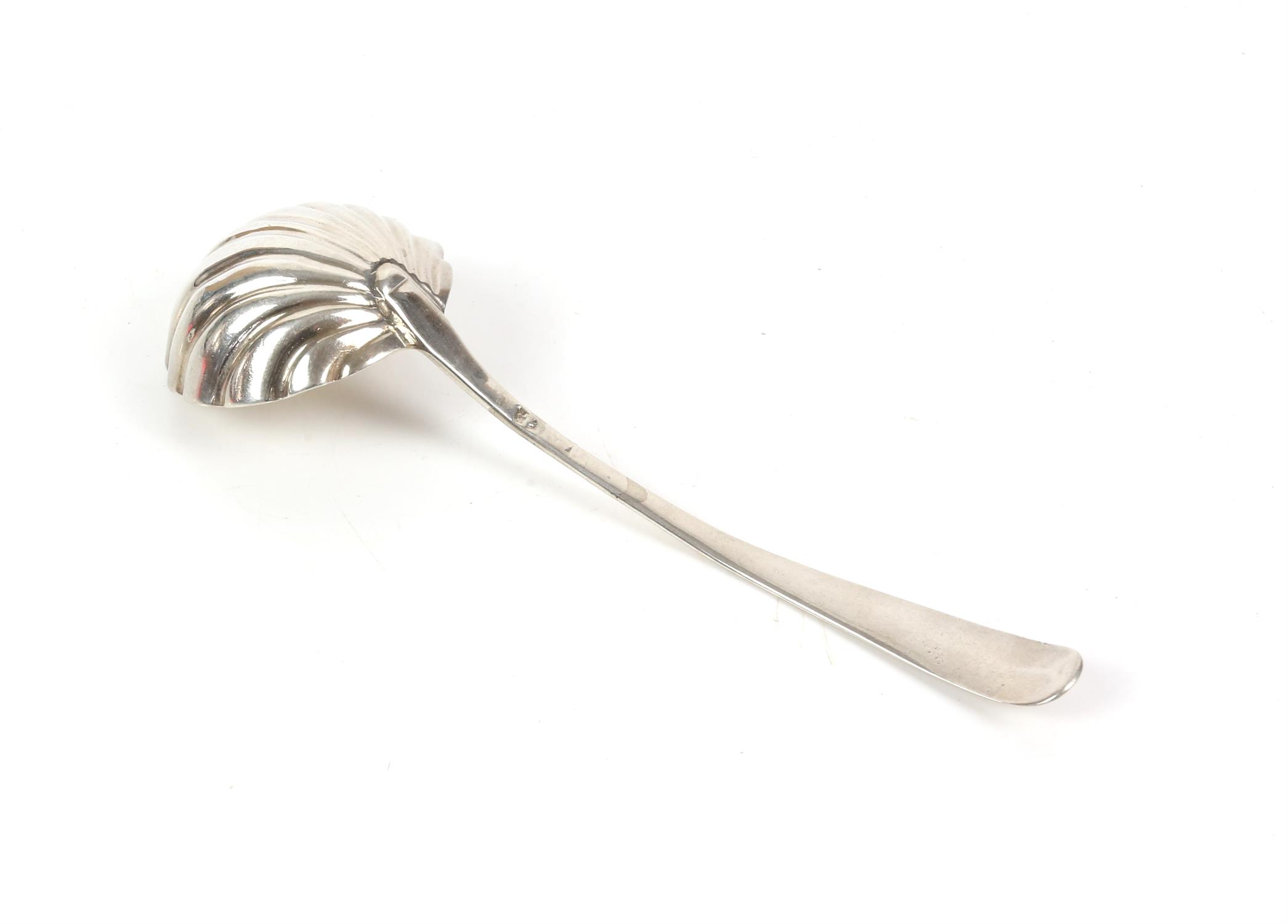 18th century shell bowl sauce ladle with coronet crest - Image 2 of 2