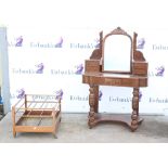 Mahogany Duchess dressing table with central mirror above four small drawers over single drawer on