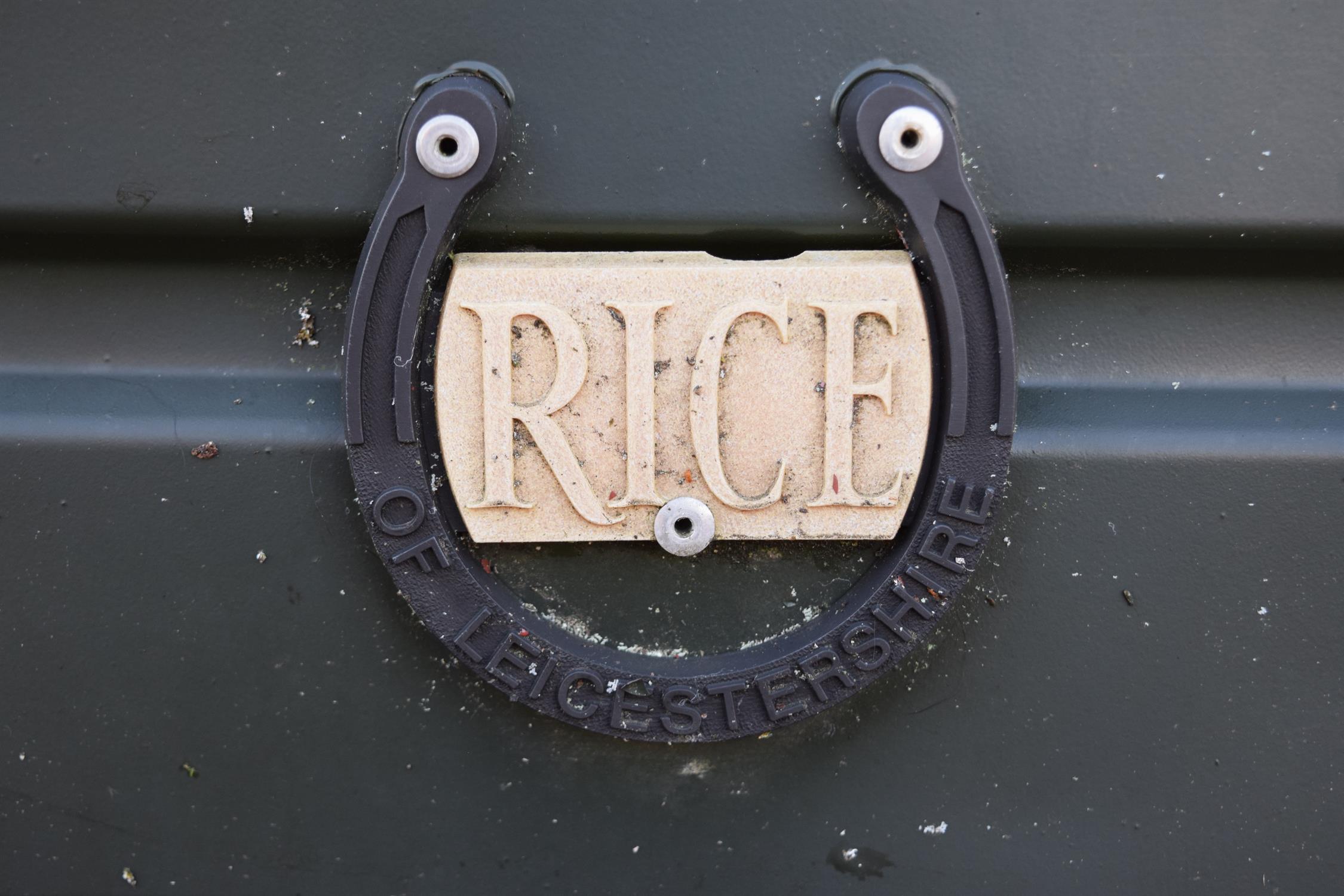 Rice of Leicestershire 'Beaufort Popular' Horse Box Inner dimensions: 128 inches in length & 66 - Image 11 of 11