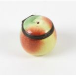 Bilston enamel pill box in the form of an apple, painted with naturalistic colours H3.5cm