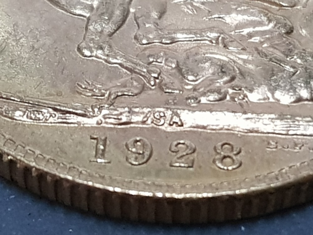 22CT GOLD 1928 FULL SOVEREIGN STRUCK IN SOUTH AFRICA - Image 2 of 3