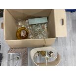 TWO TABLE LAMPS AND A COLLECTION OF DRINKING AND OTHER GLASSWARE IN A BOX