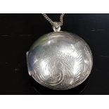 EXTREMELY LARGE 45 MM DIAMETER 17.7 GRAMS LOCKET OR PILL SAFE ON LONG 12 CM 925 SILVER CHAIN TOTAL
