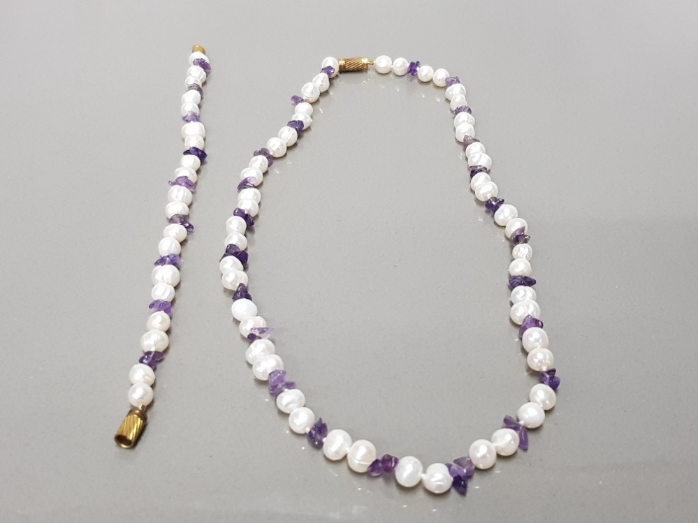 FRESHWATER PEARL AND AMETHYST BEADED NECKLET AND MATCHING BRACELET