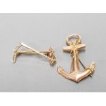 9CT YELLOW GOLD RARE ANCHOR BROOCH TOGETHER WITH 9CT YELLOW GOLD SKIING POLES BROOCH BOTH GOOD