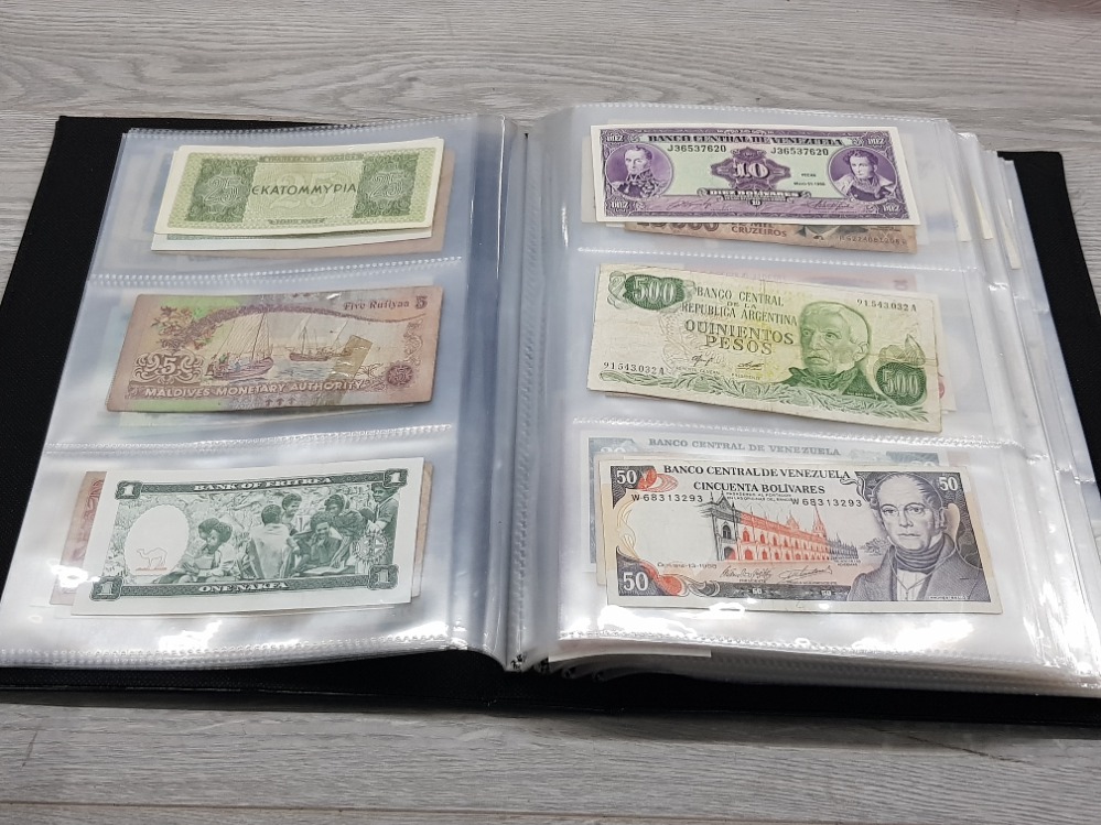 AN ALBUM CONTAINING MISCELLANEOUS WORLDWIDE BANKNOTES INCLUDES BANQUE DU LIBAN STATE OF ERITREA - Bild 4 aus 8