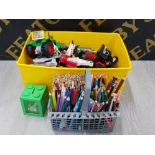 A BOX OF MISCELLANEOUS TOYS INCLUDES MATCHBOX DIE CAST VEHICLES FARM ANIMALS PENCILS ICE WATCH ETC