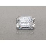 BEAUTIFUL EMERALD CUT DIAMOND 0.56CT D COLOUR VS1 CLARITY STONE