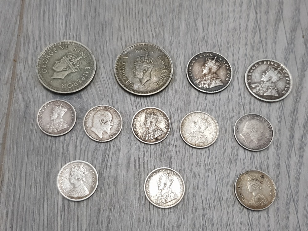 SILVER EARLY INDIA COINS TO INCLUDE 2 1944 1/2 RUPEES 2 1/4 RUPEES AND 8 ZANNAS PRE 1918 INCLUDING - Image 2 of 2