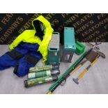 GARDEN TOOLS WITH GARDEN KNEELERS, 3 PACKS OF WEED CONTROL FABRIC AND ALL IN ONE FLADEN WATERPROOF