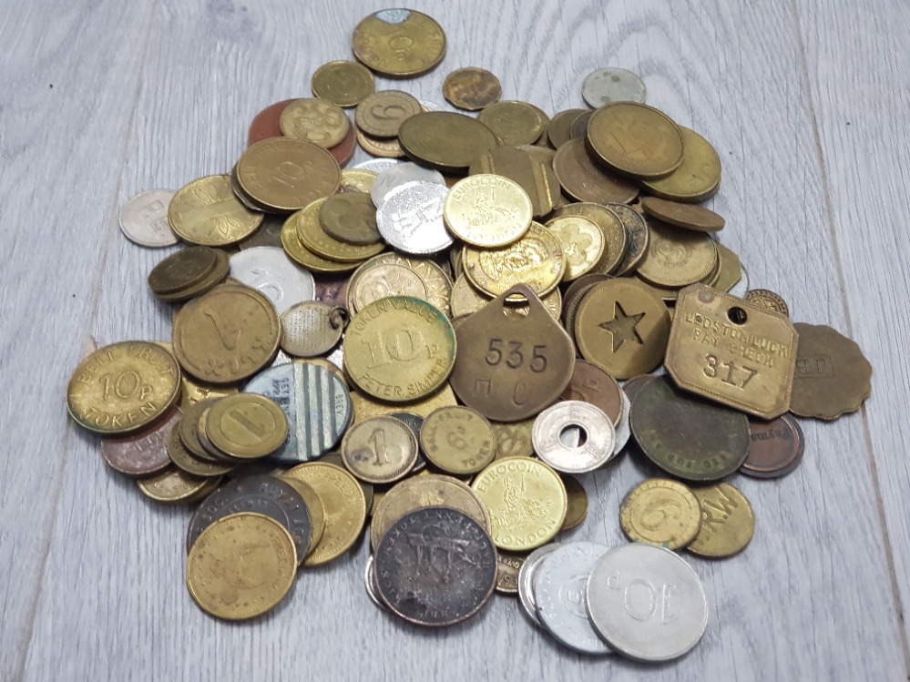 WORLDWIDE MIXED COINAGE AND TOKENS