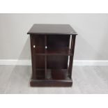 MAHOGANY VICTORIAN STYLE BOOKCASE LAMP TABLE ON CASTORS