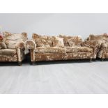 AMAZING 3 PIECE SUITE IN CRUSHED VELVET FILLED WITH DUCK FEATHERS COMPRISING 2 ARM CHAIRS AND 3