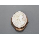 SHELL CAMEO BROOCH 4CM X 3CM OF THE BUST OF A CLASSICAL LADY MOUNTED IN HEAVY 9CT GOLD CRACK TO