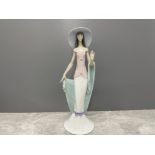 LLADRO 6213 LADY OF NICE IN ORIGINAL BOX