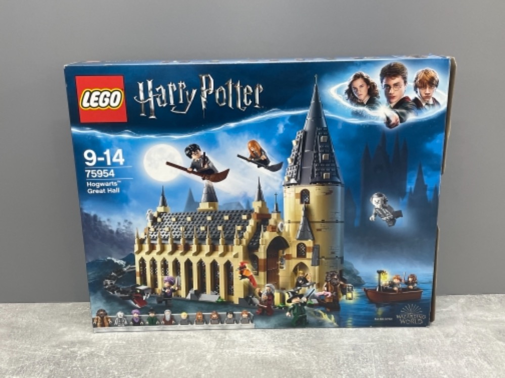 LEGO HARRY POTTER 75954 HOGWARTS GREAT HALL IN ORIGINAL BOX