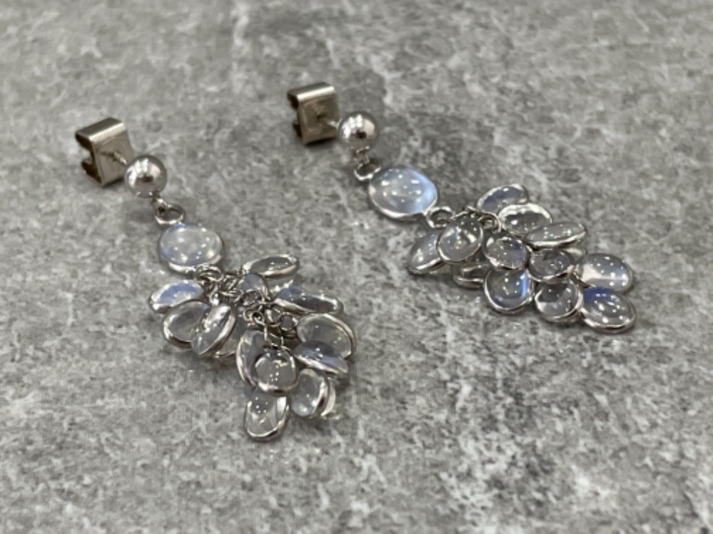 14CT WHITE GOLD PAIR OF AQUAMARINE DROP EARRINGS - Image 2 of 2