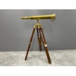 BRASS TELESCOPE WELL PRESENTED ON TRIPOD