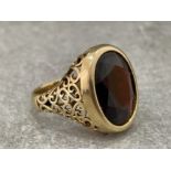 BEAUTIFUL 9CT GOLD HUGE GARNET RING 13.4G SIZE T1/2