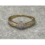 9CT GOLD DIAMOND CLUSTER RING 1.7G SIZE Q1/2