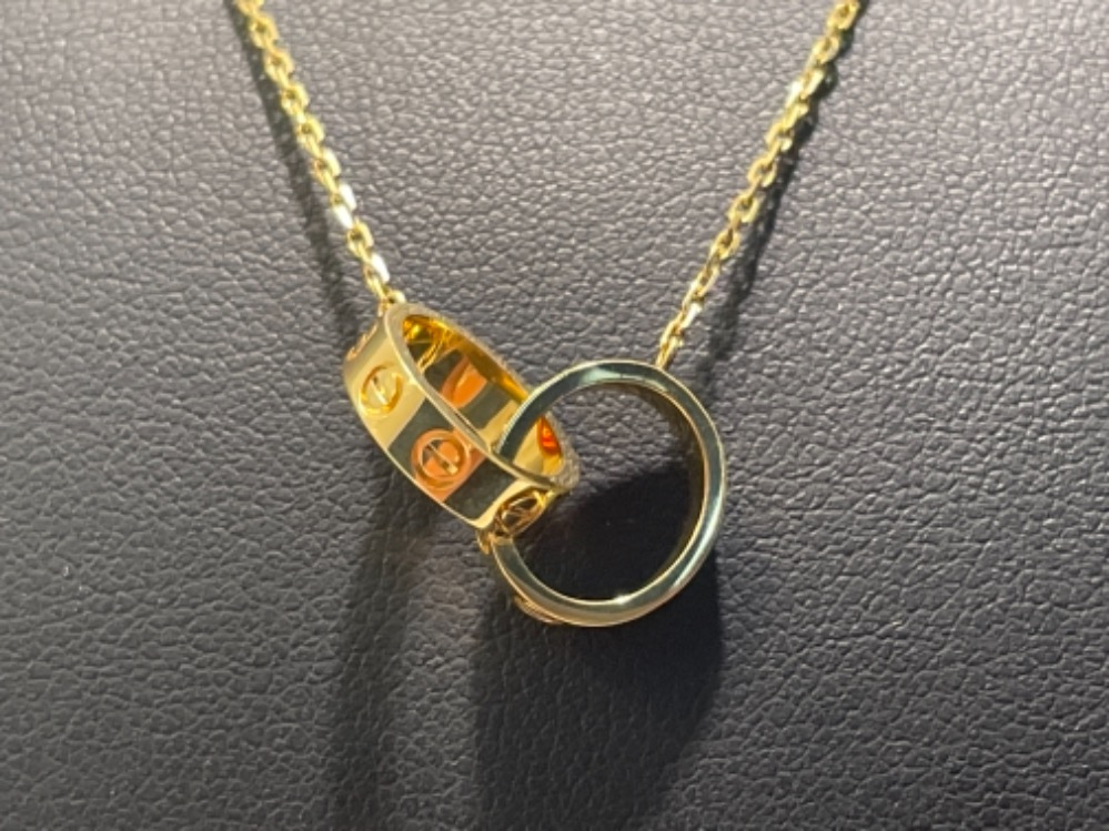 CARTIER 18CT GOLD LINK OVAL LOVE RING PENDANT AND CHAIN - Image 2 of 3