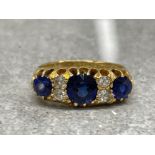 ANTIQUE 18CT GOLD DIAMOND SAPPHIRE RING 6.2G SIZE N