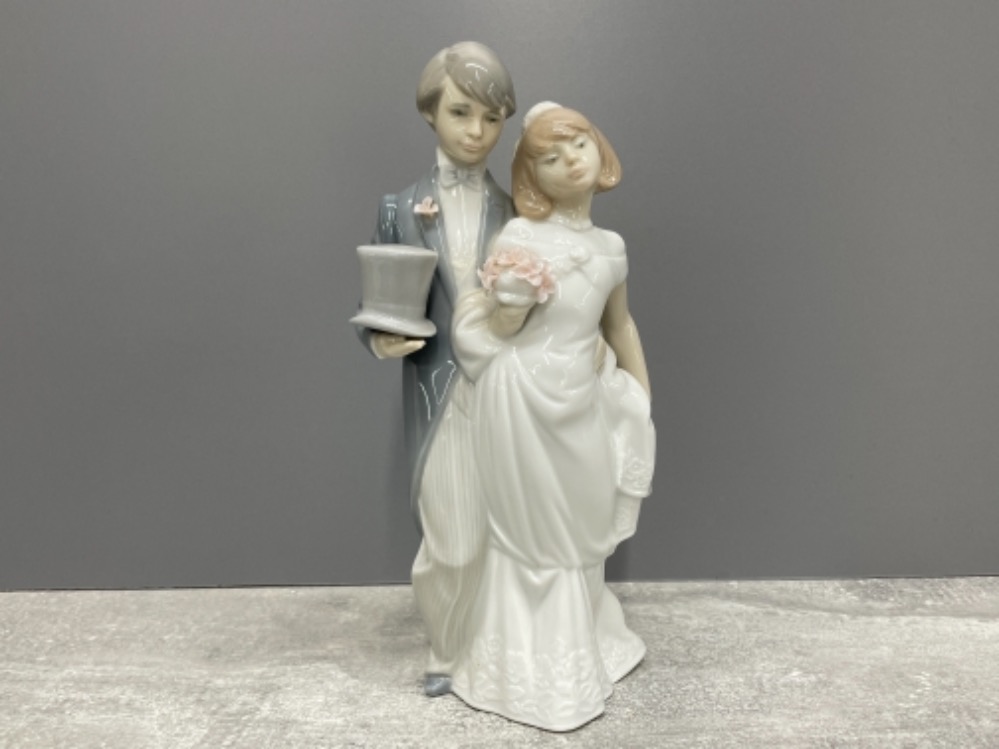 LLADRO 6164 WEDDING BELLS