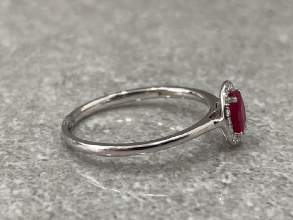 18CT WHITE GOLD RUBY AND DIAMOND RING .60CTS SIZE O 1.7G - Image 2 of 2