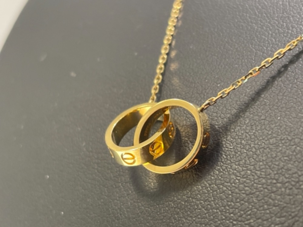 CARTIER 18CT GOLD LINK OVAL LOVE RING PENDANT AND CHAIN - Image 3 of 3