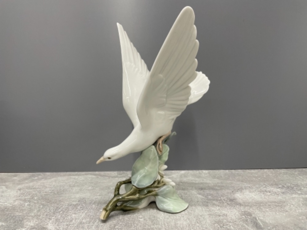 LLADRO 4550 TURTLE DOVE IN ORIGINAL BOX - Image 2 of 3